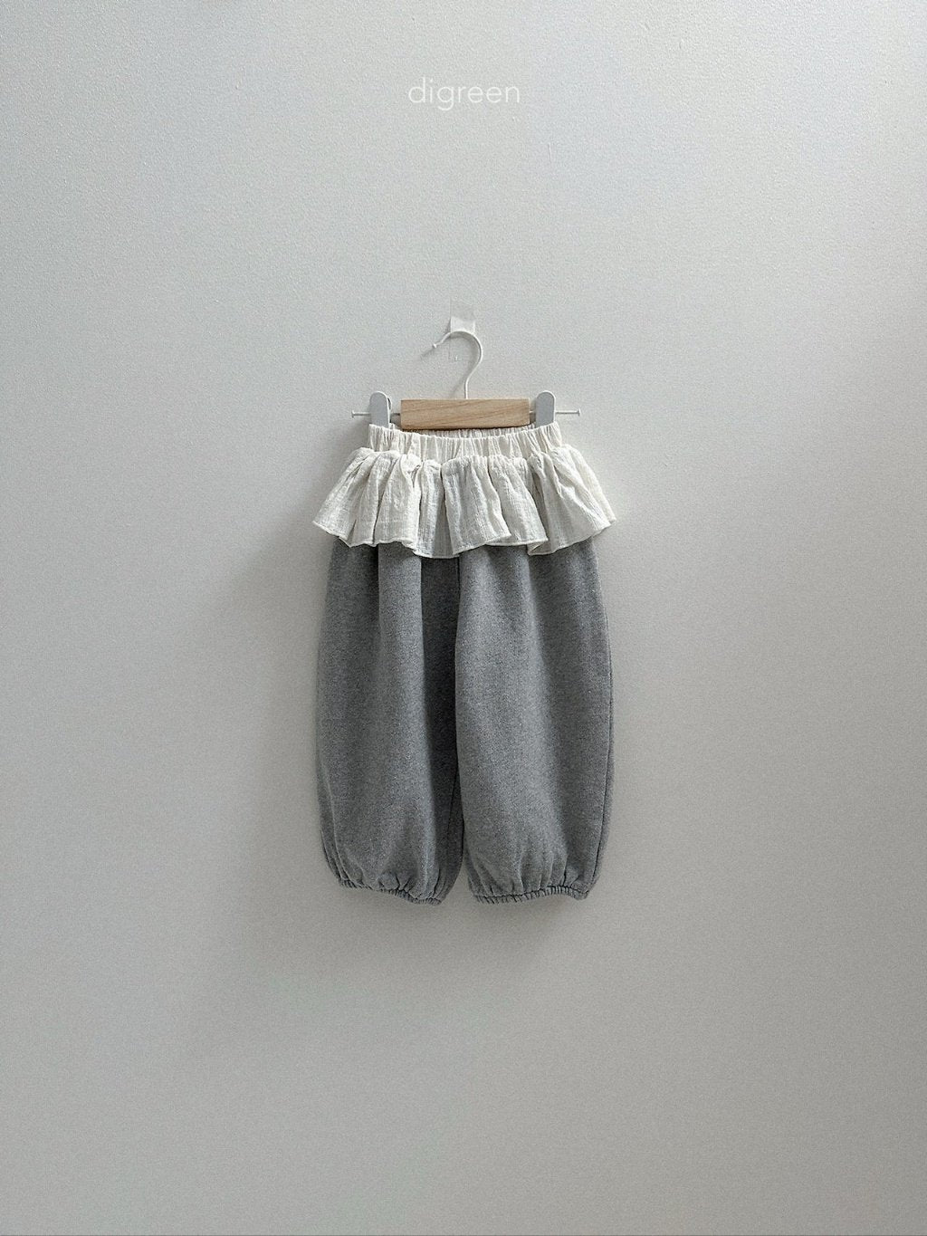 Pantalone con balze Riel